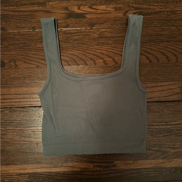 Zara Tank Top - Picture 2 of 3